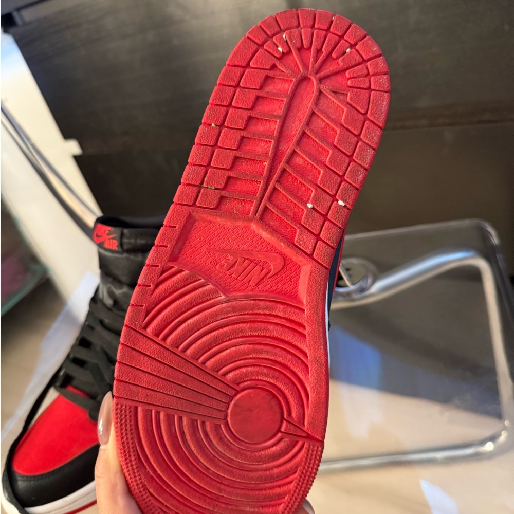 Air Jordan 1 Retro High OG Satin Bred - Women’s 8.5 (red and black) Jordans,Nike - Picture 3 of 8